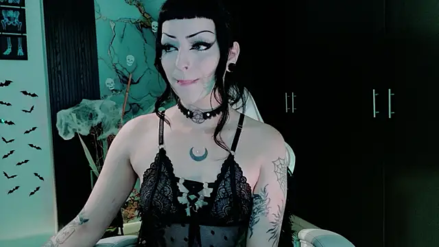 Madison Jackson online show from 01.12.26