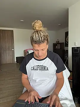 Georgiafox online show from 11.16.25