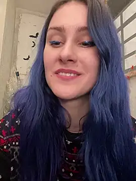 Erotic Synth Goddess online show from 12.17.24