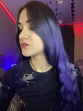 Erotic Synth Goddess online show from 02.21.25