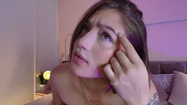 Giaa Ross online show from 02.24.25