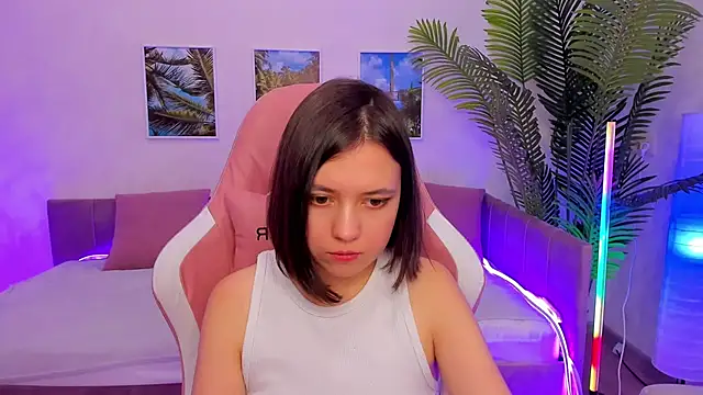 Snapshot of Lina_Brownie chatting on 02.12.25 Lina Brownie online show from 02.12.25