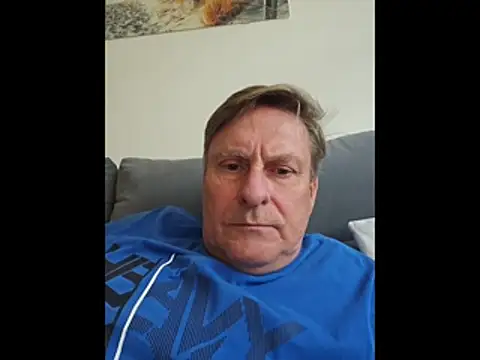 Snapshot of johnnym1 chatting on 03.09.26 johnnym1 online show from 03.09.26