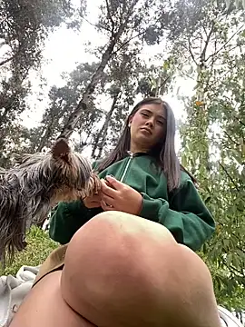 Snapshot of little-natt chatting on 02.02.25 little-natt online show from 02.02.25