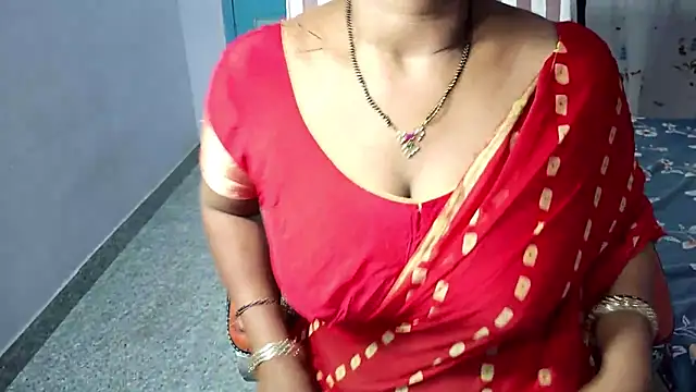Snapshot of samyukthapuretelugu chatting on 06.07.26 samyukthapuretelugu online show from 06.07.26