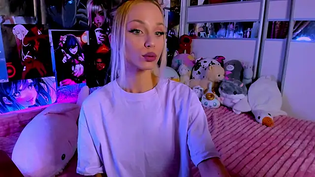 Cute  Pony online show from 02.19.25