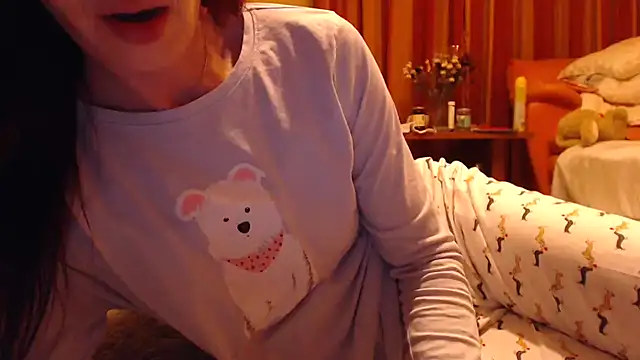 Snapshot of LovelyAndraGirl chatting on 05.16.26 LovelyAndraGirl online show from 05.16.26