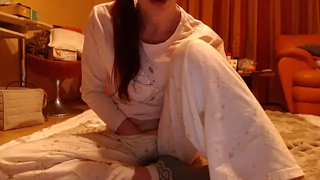 Snapshot of LovelyAndraGirl chatting on 06.01.26 LovelyAndraGirl online show from 06.01.26