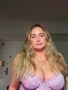 Sophie Raegan online show from 03.07.26