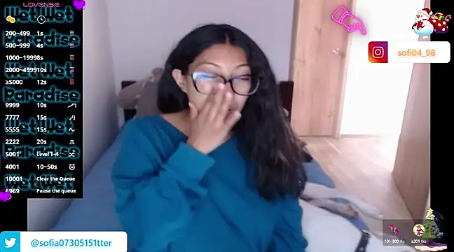 Snapshot of sofia_rosse4 chatting on 01.28.25 sofia rosse4 online show from 01.28.25