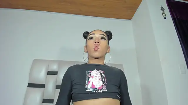 Snapshot of Anny_jhonsonx chatting on 01.18.25 Anny jhonsonx online show from 01.18.25