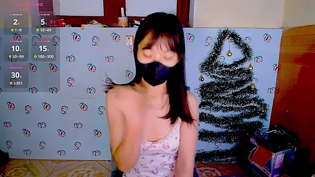 Snapshot of __Saphia__ chatting on 01.09.25 Saphia online show from 01.09.25