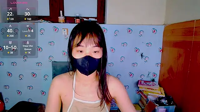 Snapshot of __Saphia__ chatting on 02.17.25 Saphia online show from 02.17.25