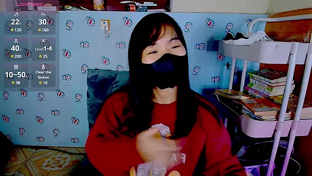 Snapshot of __Saphia__ chatting on 03.07.25 Saphia online show from 03.07.25