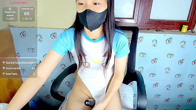   Saphia   online show from 11.11.25