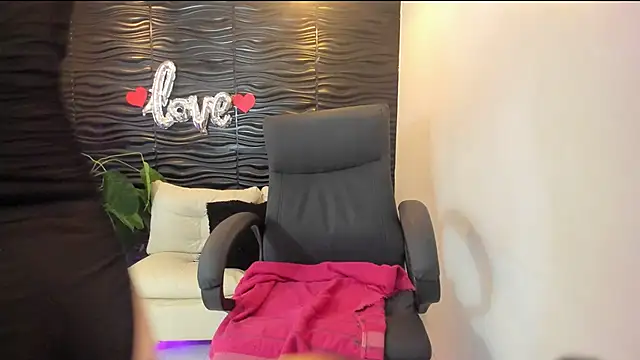 sofia 44 online show from 01.31.26