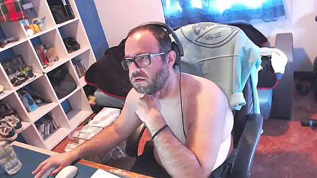 ravingr4d4 online show from 02.12.25