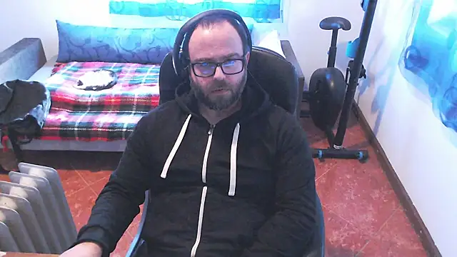 ravingr4d4 online show from 02.16.25