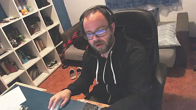 ravingr4d4 online show from 02.16.25