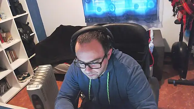 ravingr4d4 online show from 02.19.25