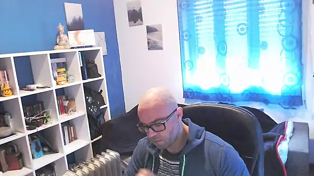 ravingr4d4 online show from 02.19.25