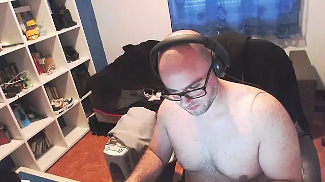 ravingr4d4 online show from 02.21.25