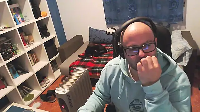 ravingr4d4 online show from 02.23.25