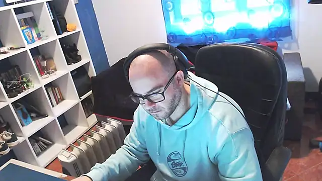 ravingr4d4 online show from 02.24.25