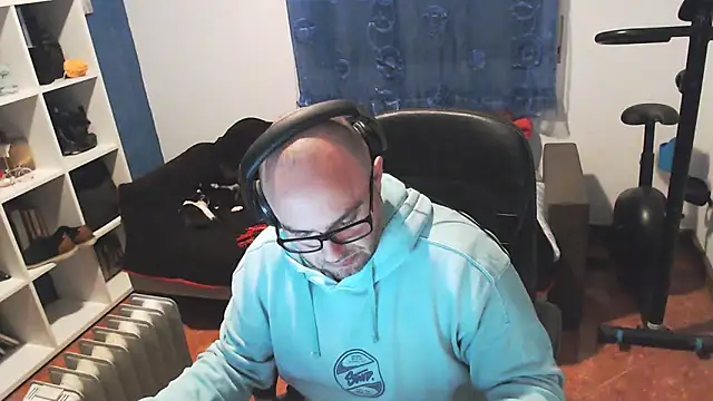 ravingr4d4 online show from 02.24.25