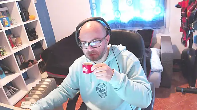 ravingr4d4 online show from 02.25.25