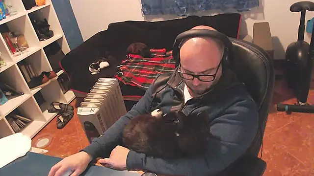 ravingr4d4 online show from 02.25.25