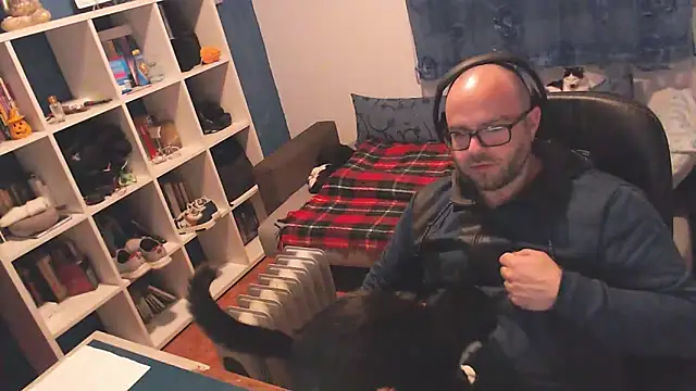 ravingr4d4 online show from 02.27.25