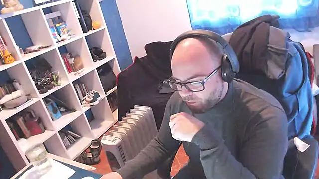 ravingr4d4 online show from 02.28.25