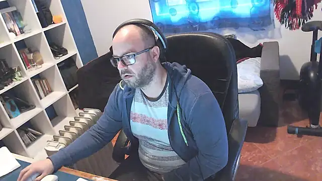 ravingr4d4 online show from 03.05.25