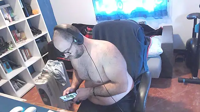 ravingr4d4 online show from 03.05.25