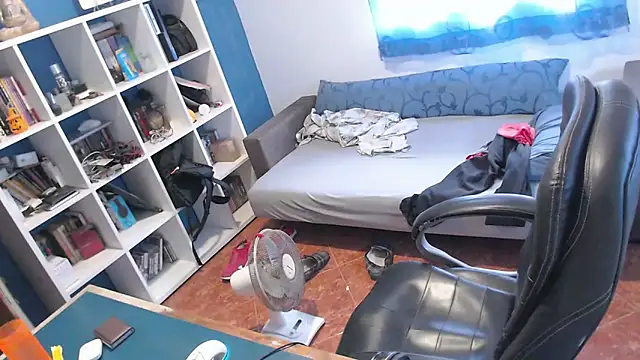 ravingr4d4 online show from 09.26.25