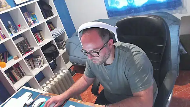 ravingr4d4 online show from 04.07.26