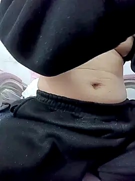 SweetGirl2k2 online show from 01.07.25