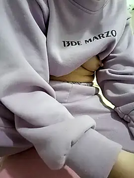 SweetGirl2k2 online show from 03.15.25