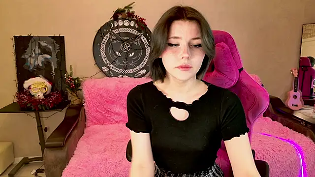 Alisa Black Star online show from 01.24.25