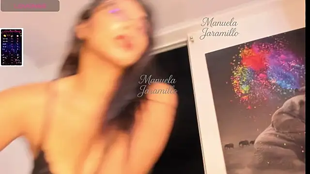 Snapshot of kaamilah chatting on 12.22.25 kaamilah online show from 12.22.25