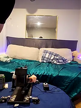 Snapshot of ASSaSINxx chatting on 10.30.25 ASSaSINxx online show from 10.30.25