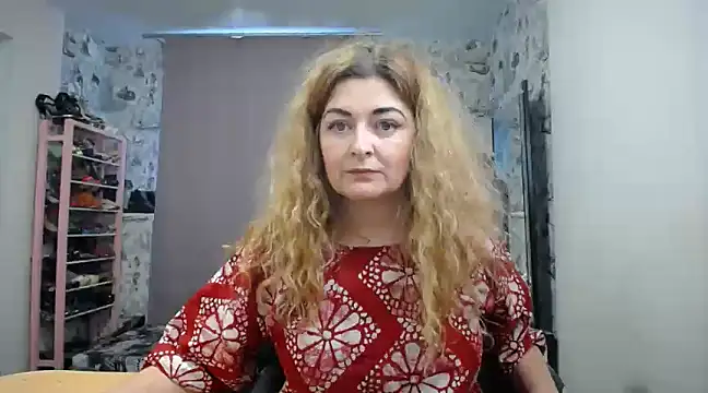 Helen1974 online show from 02.12.25