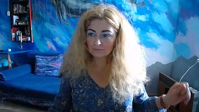 Helen1974 online show from 09.10.25