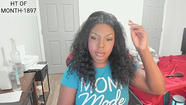 demi xoxo online show from 11.18.25