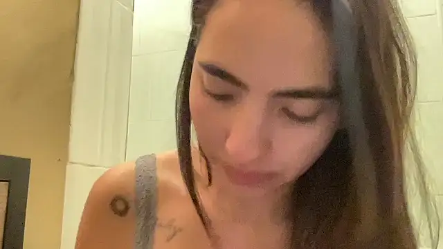 Snapshot of Sophi__a chatting on 01.17.26 Sophi a online show from 01.17.26