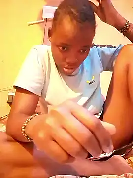 cute naimah online show from 09.14.25