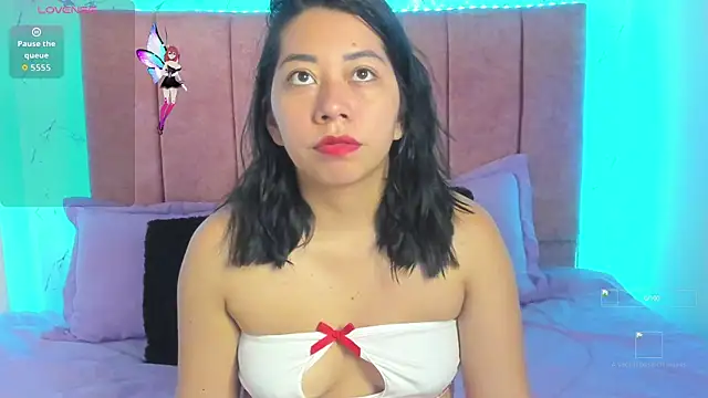 sexylaurita online show from 09.17.25