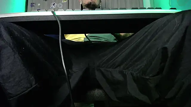 zacwatson  online show from 02.10.25