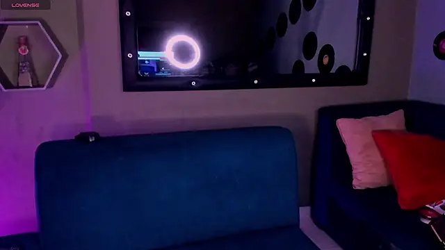 Sussy Bell01 online show from 02.13.25